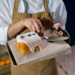 choosing cake size for 50 guests